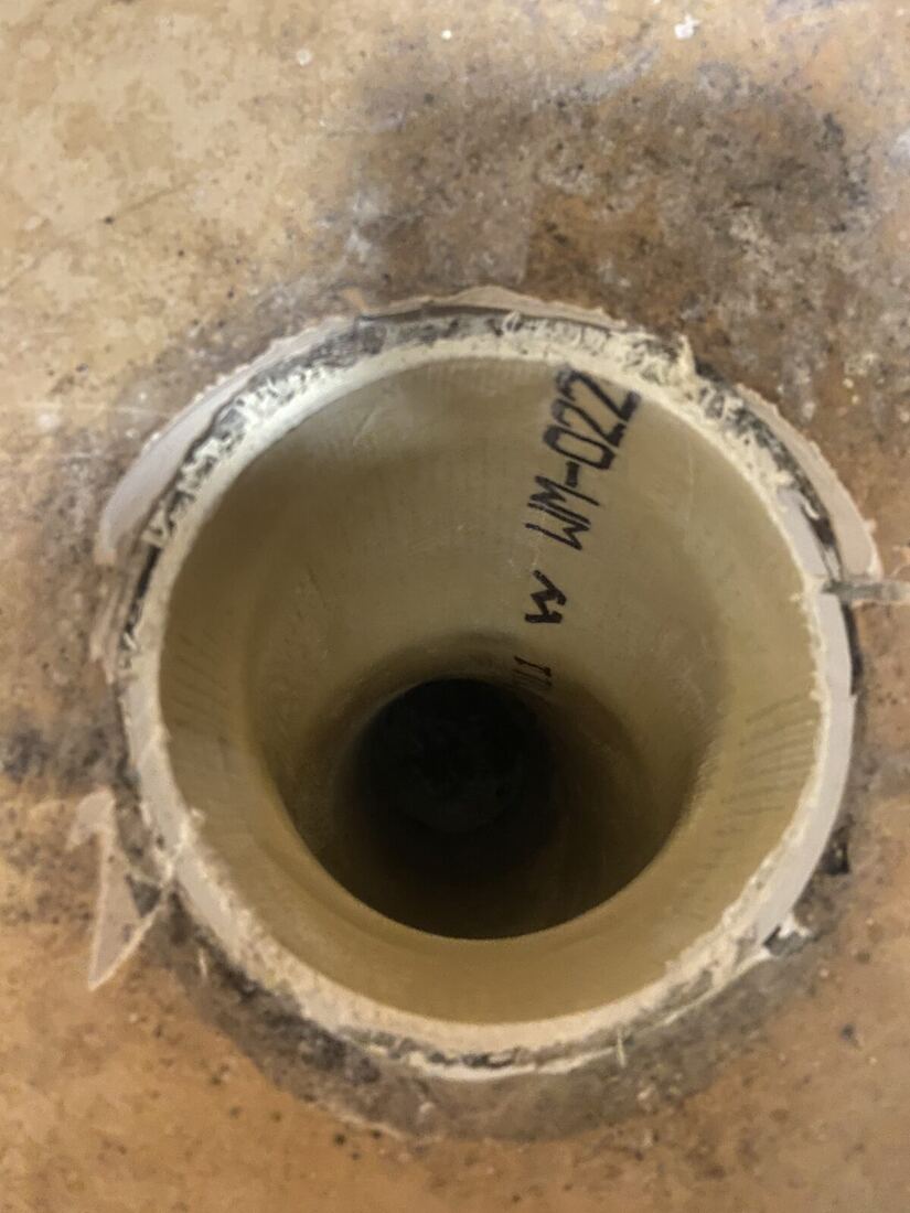 Relined pipe, sealed from the inside